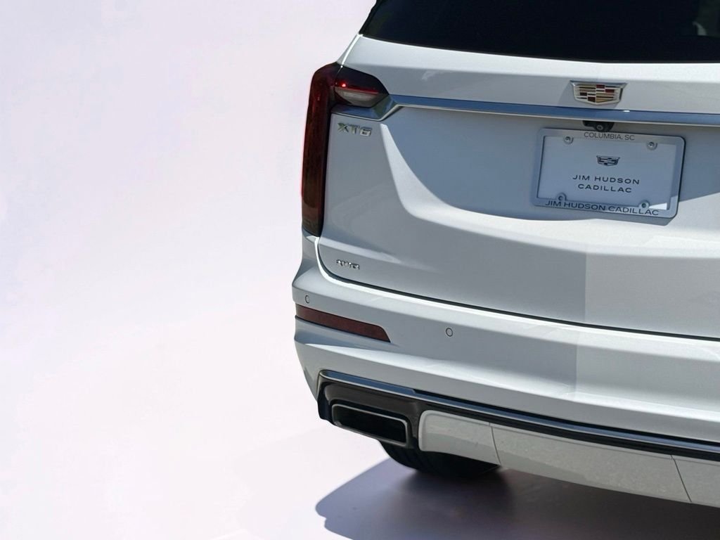 Used 2024 White Cadillac Premium Luxury image 15