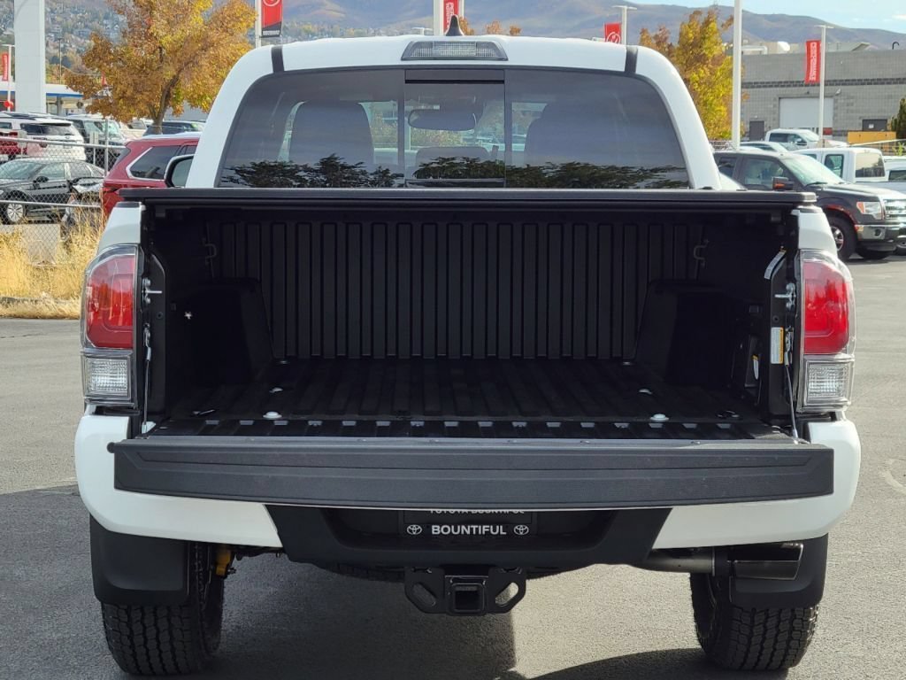 Used 2023 Ice Toyota TRD Off-Road image 31