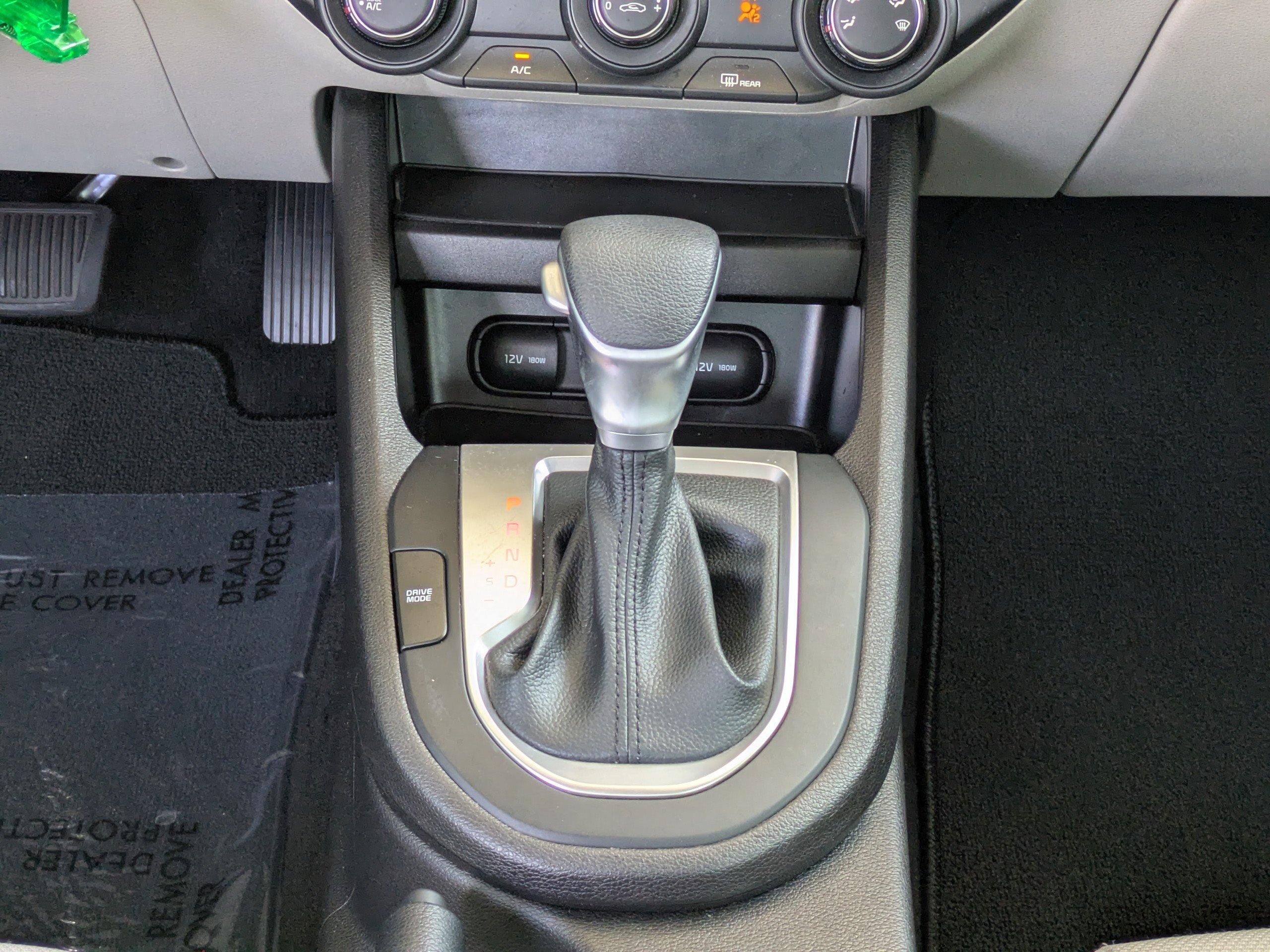 2022 Kia FORTE LXS - Photo 17
