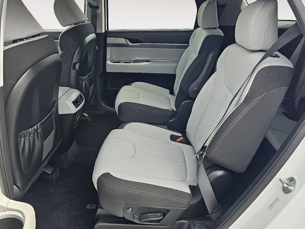 Used 2020 White Hyundai SEL image 23