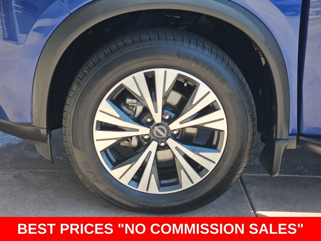 Used 2023 Blue Nissan SV image 34
