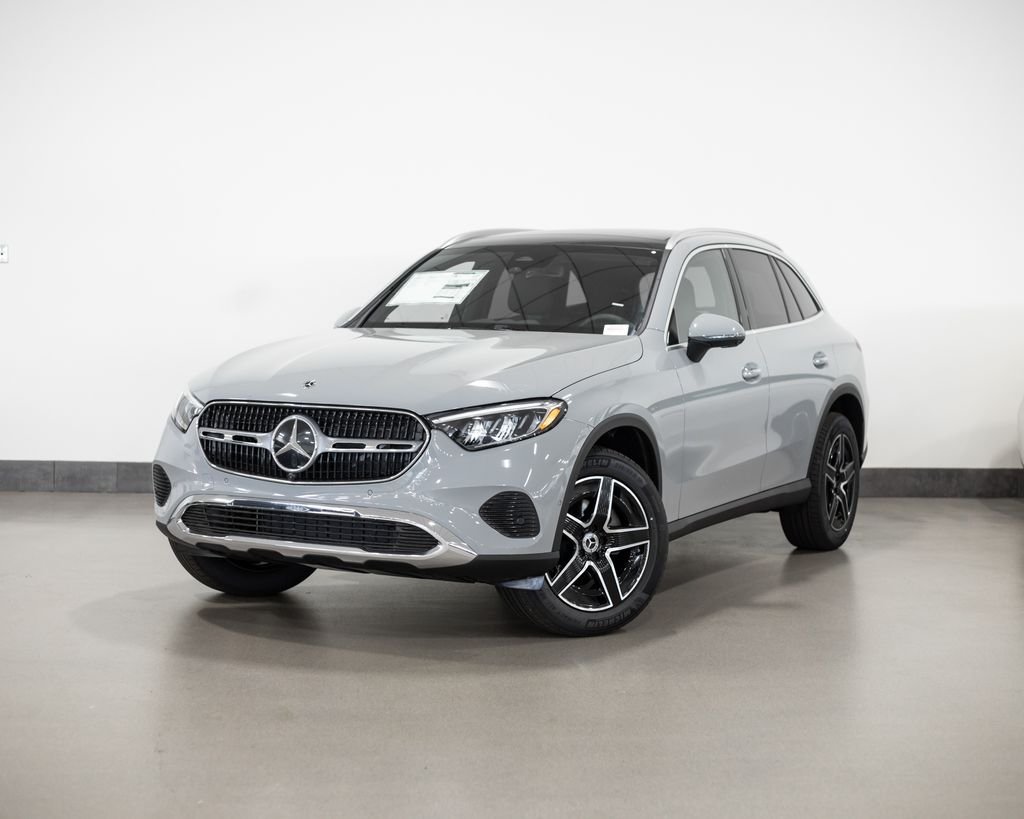 New 2026 MANUFAKTUR Alpine Grey Mercedes-Benz GLC 300 image 1