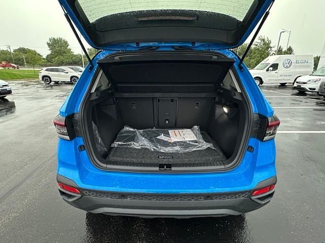 New 2026 Cornflower Blue W/Deep Black Roof Volkswagen 1.5T SE Black image 15