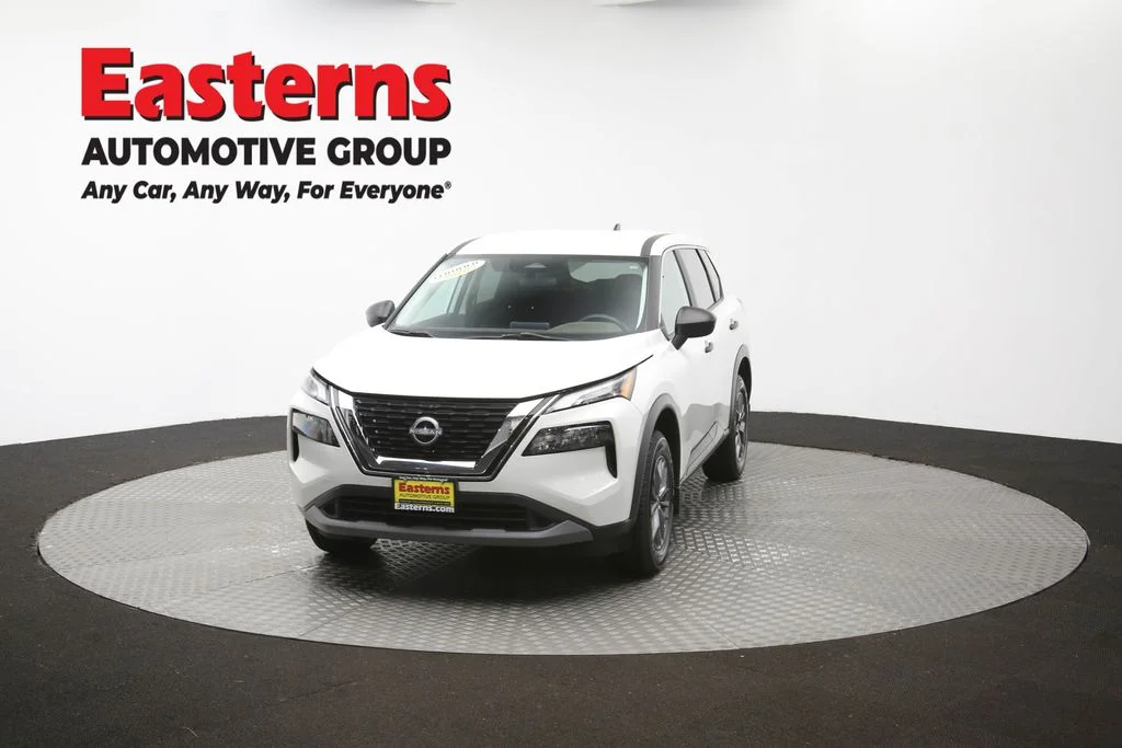 Used 2023 White Nissan S image 55