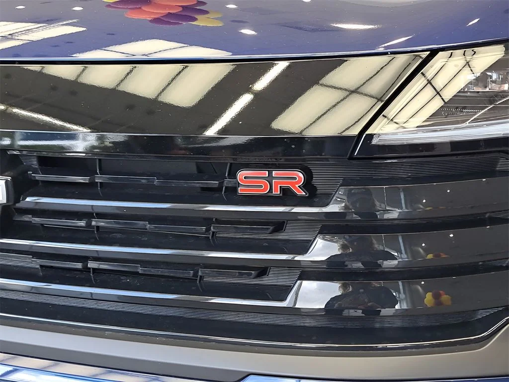 Used 2025 Blue Nissan SR image 33