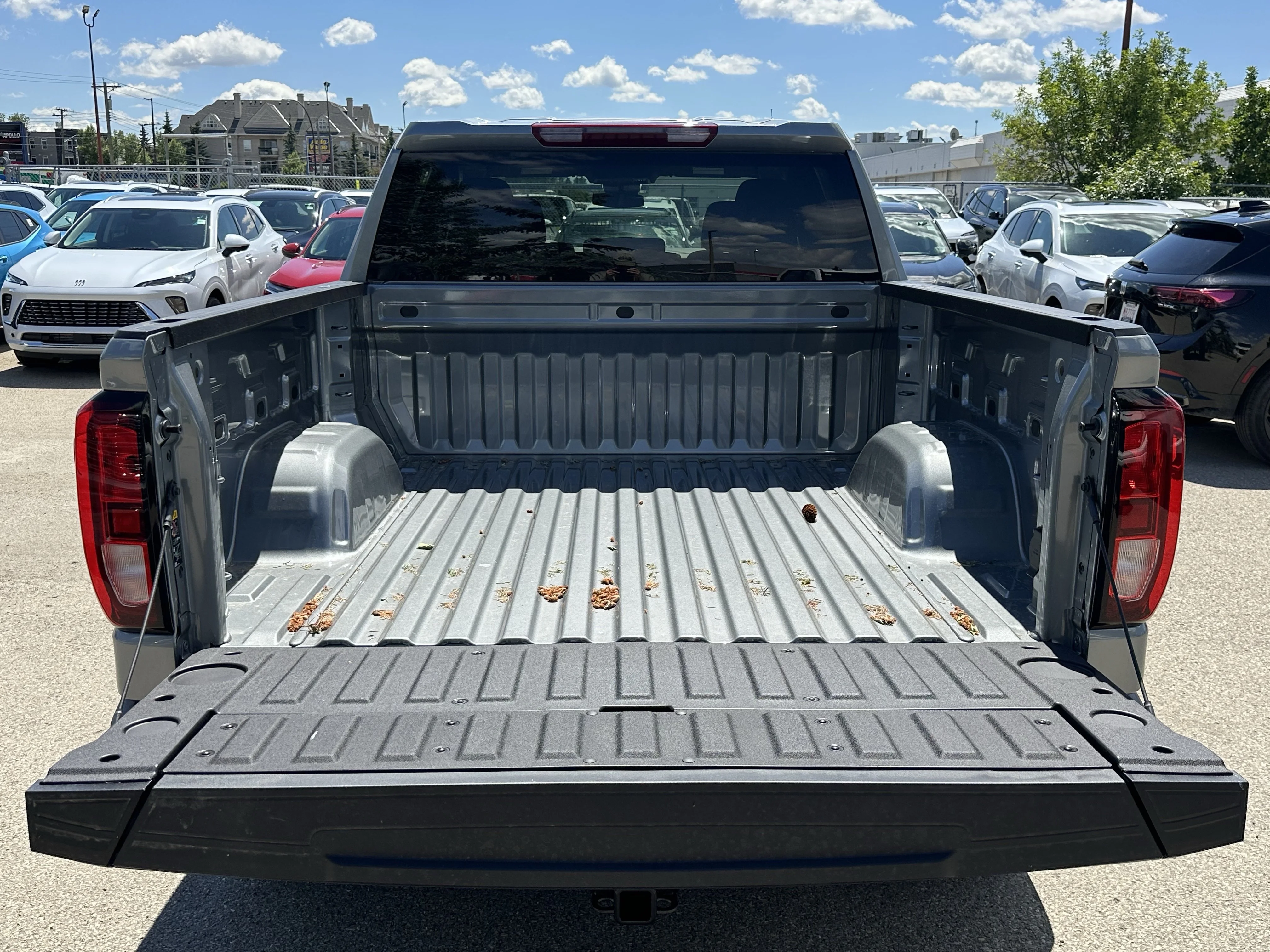 New 2026 Sterling Metallic GMC Elevation image 8