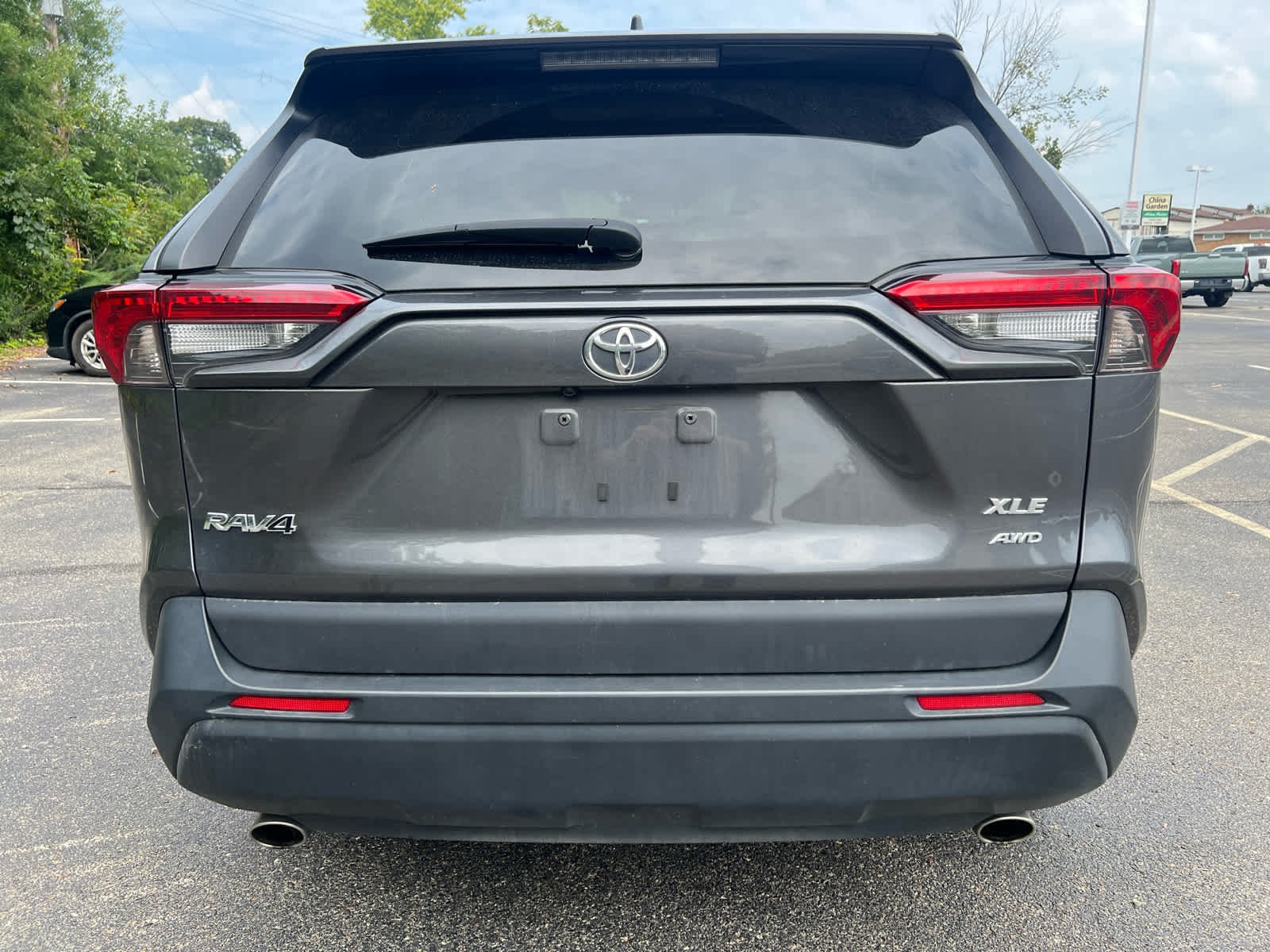 Certified Used 2024 Magnetic Gray Metallic Toyota XLE Premium image 4