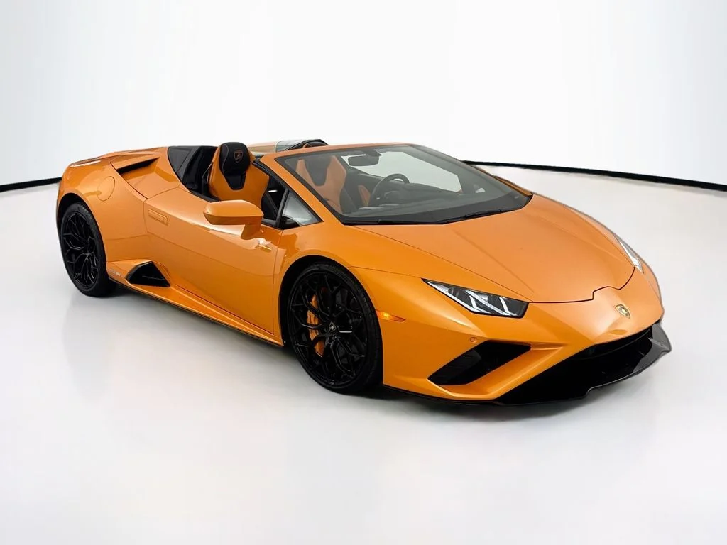 Used 2020 Arancio Borealis Pearl Lamborghini  image 3