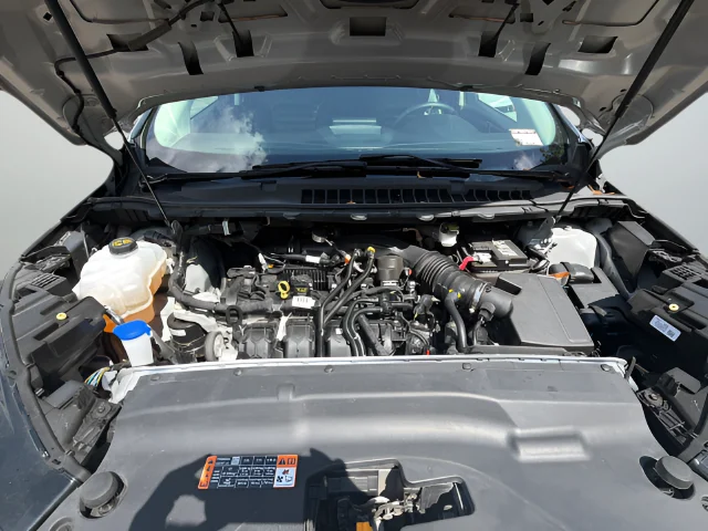 Used 2024 Silver Ford SEL image 32