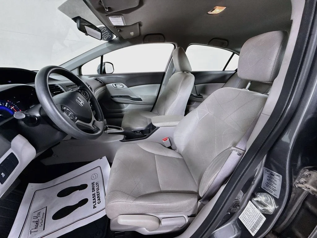 Used 2012 Urban Titanium Metallic Honda LX image 2