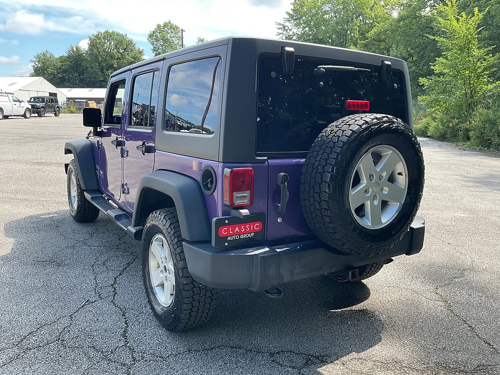 Used 2017 Xtreme Purple Clear Coat Jeep Sport image 7