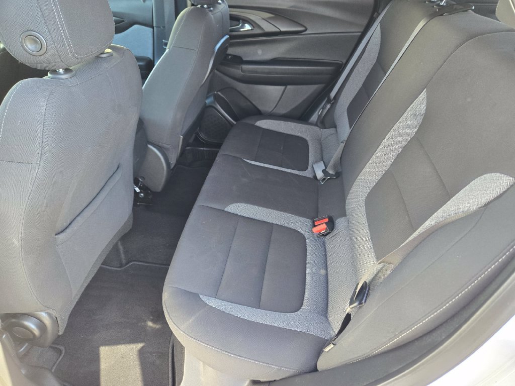 Used 2025 White Chevrolet LT image 10