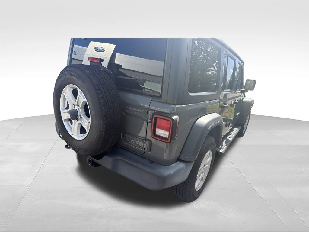 Used 2020 Gray Jeep Unlimited Sport S image 19
