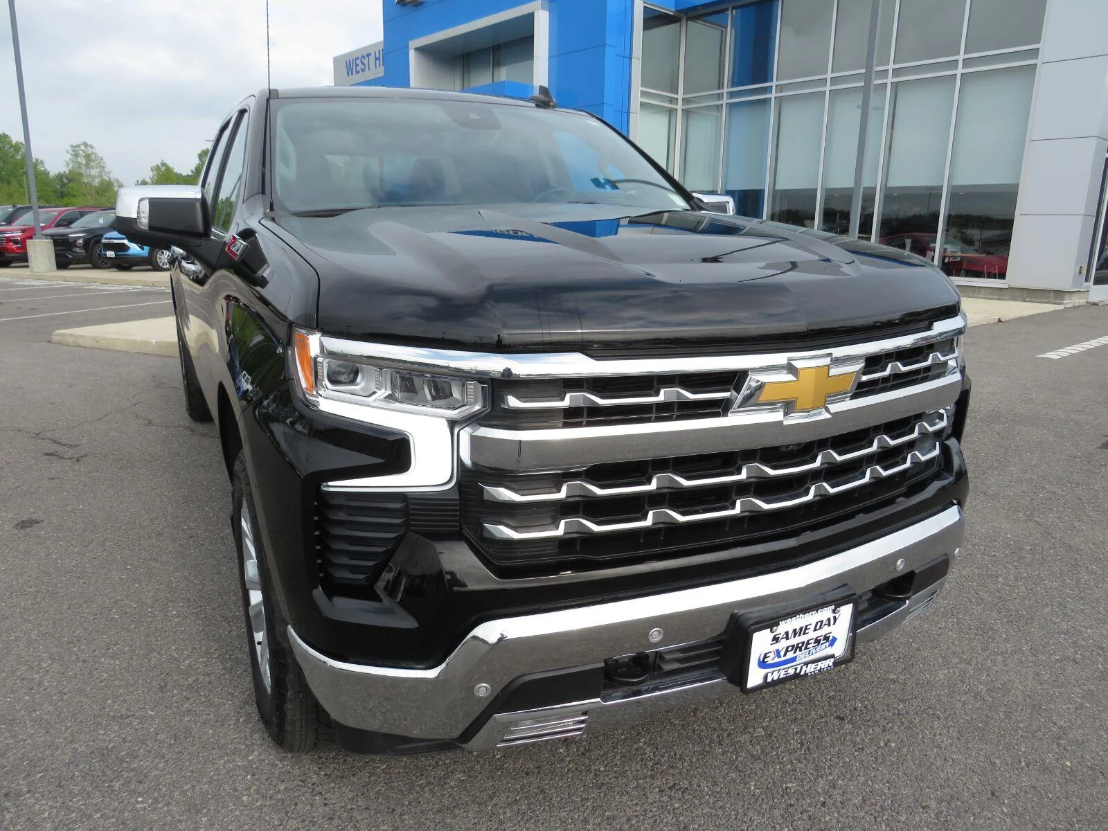 Used 2025 Black Chevrolet LTZ image 4