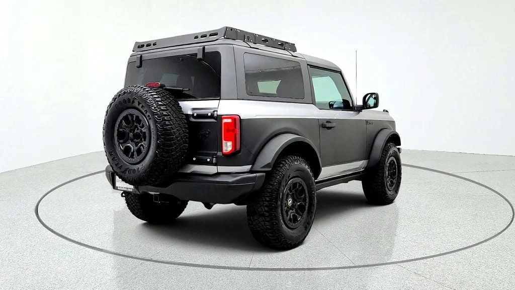Used 2022 Iconic Silver Metallic Ford Black Diamond 2 Door 4x4 image 5