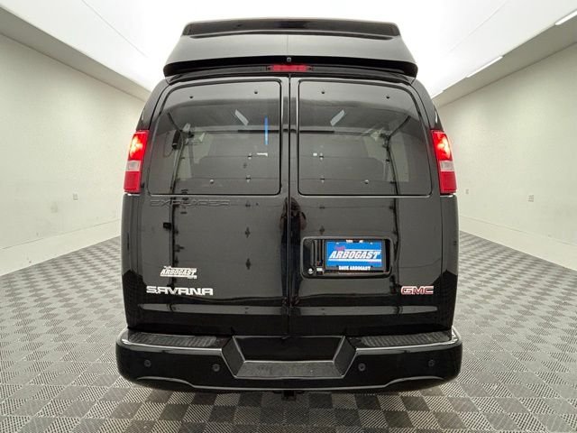 New 2026 Onyx Black GMC Explorer Limited SE image 9