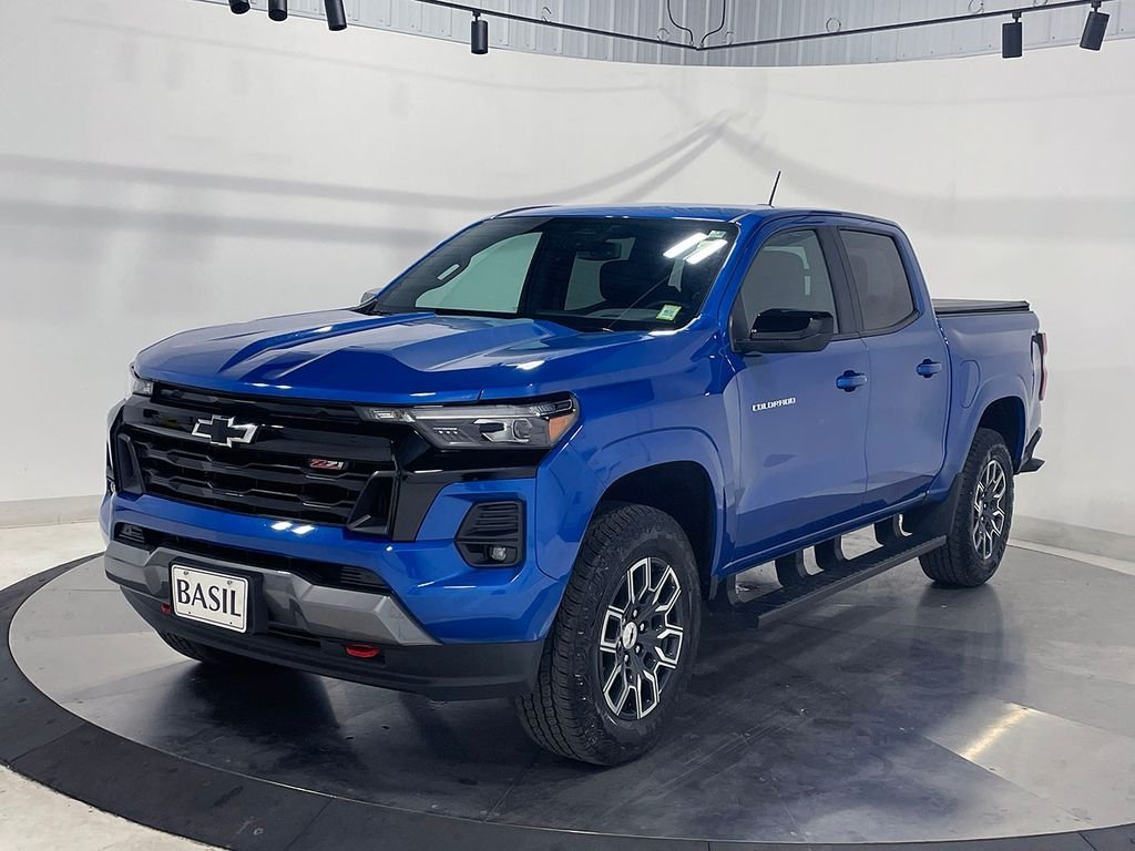 Used 2024 Blue Chevrolet Z71 image 8