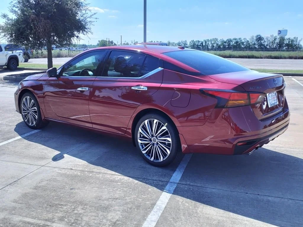 New 2025 Red Nissan 2.5 SL image 2