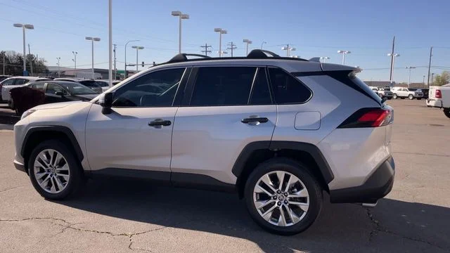 Used 2024 Silver Toyota XLE Premium image 7