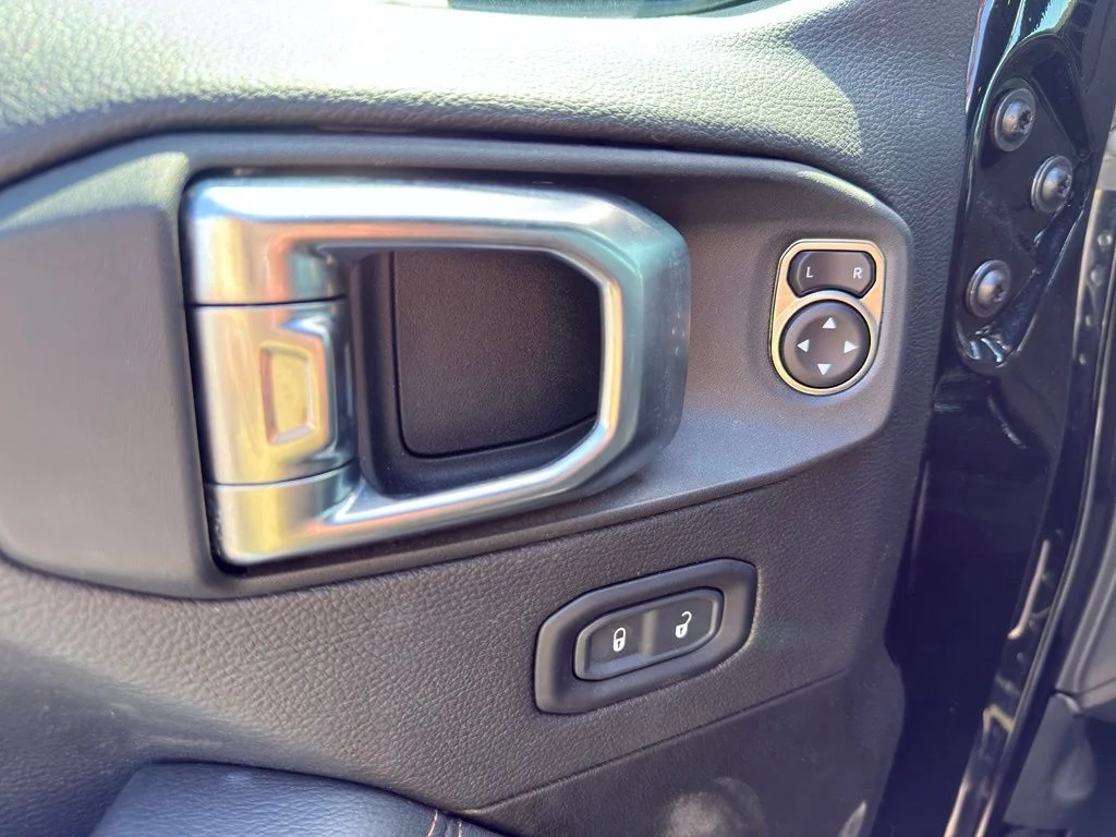 Used 2023 Black Jeep Rubicon 392 image 28