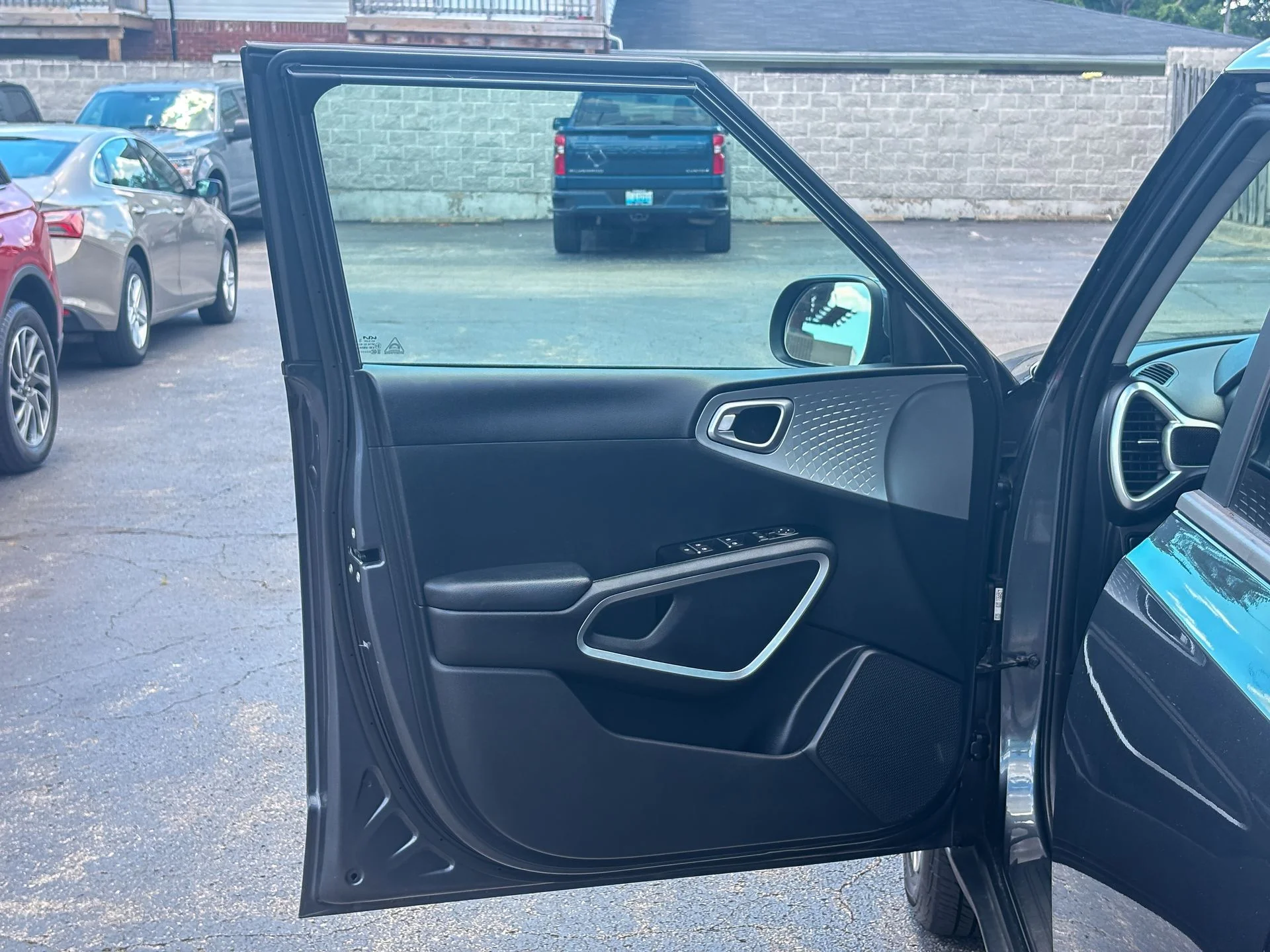 Used 2022 Gray Kia LX image 21