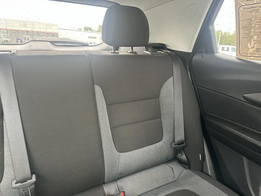Used 2021 Orange Chevrolet LT image 14