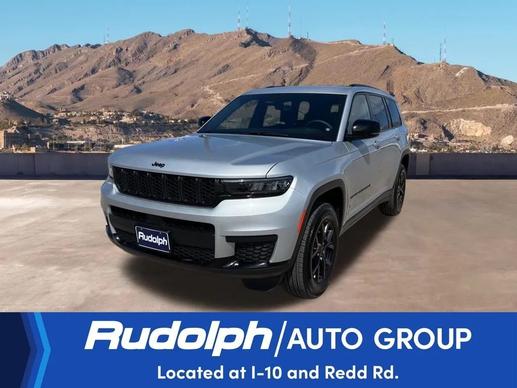 Used 2025 Silver Jeep Altitude image 3