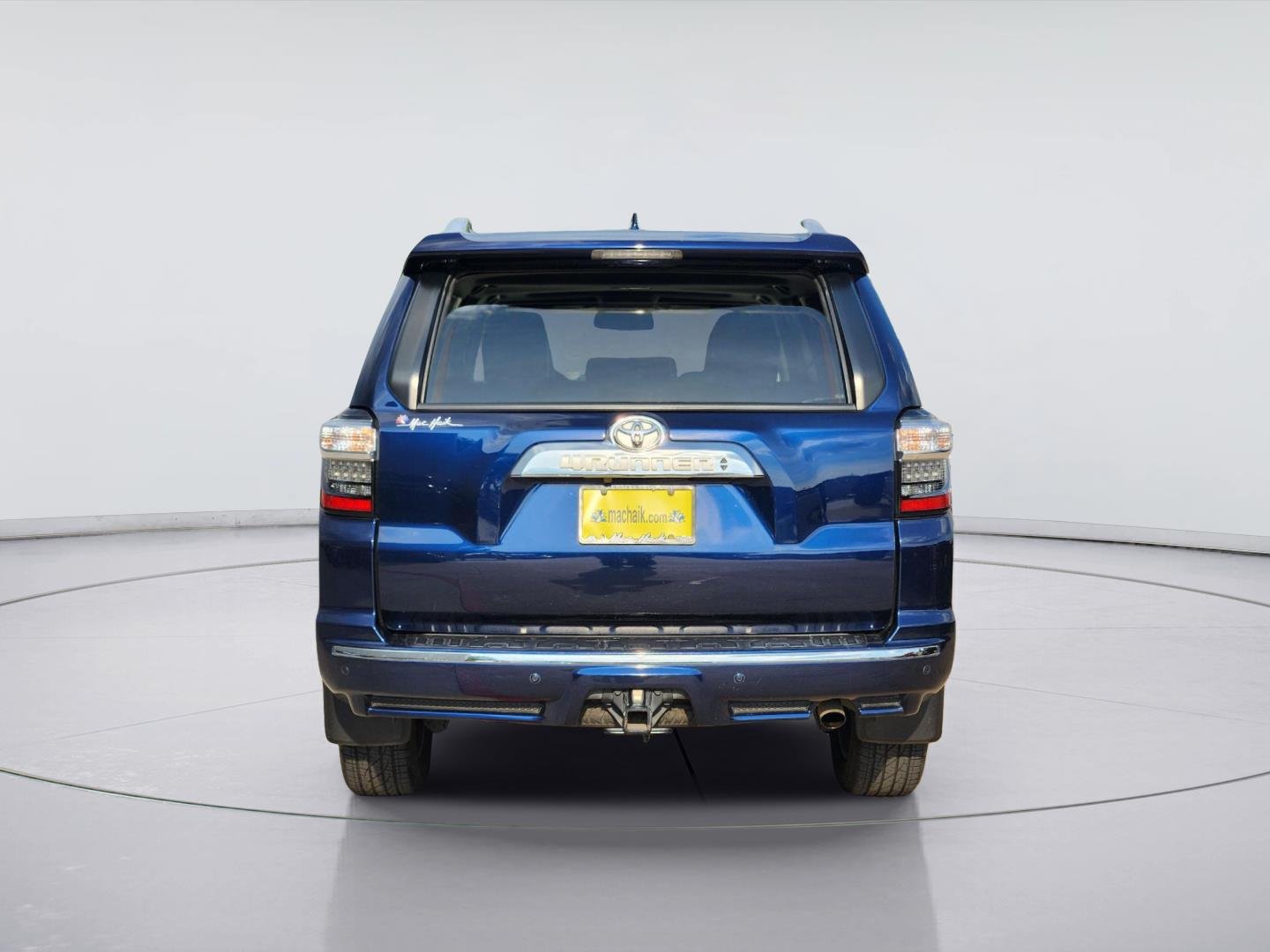 2018 Toyota 4Runner photo 6 of 34