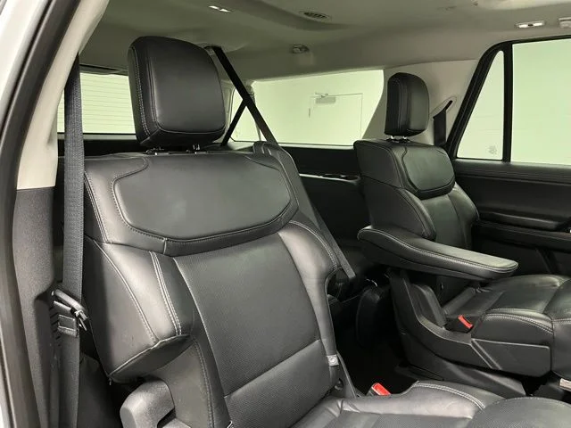 Used 2025 White Ford Platinum image 51