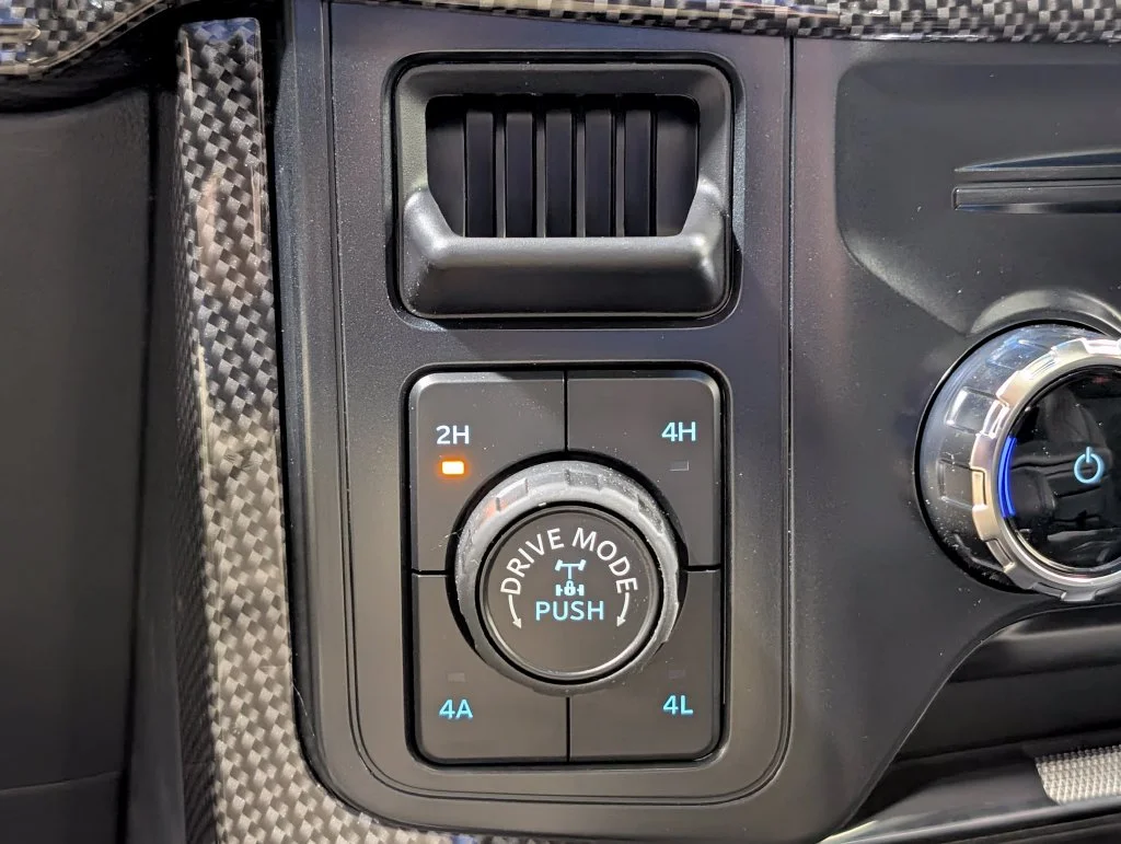 New 2026 Oxford White Ford Lariat® image 8