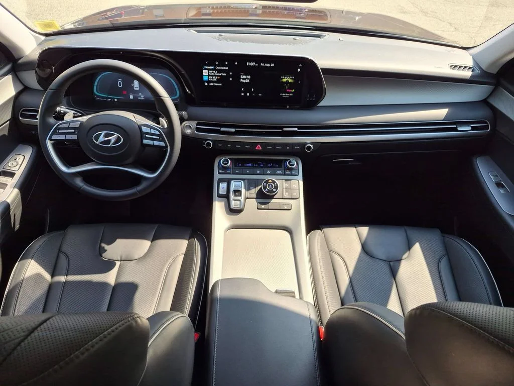 Used 2024 Red Hyundai SEL image 24
