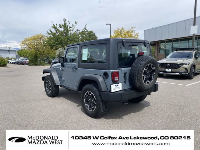 Used 2015 Gray Jeep Sport image 3