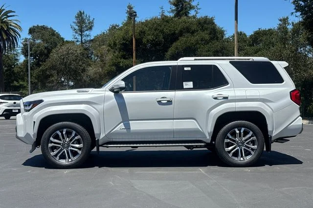 New 2026 Wind Chill Pearl <sup>1</sup> Toyota 4Runner Limited image 7