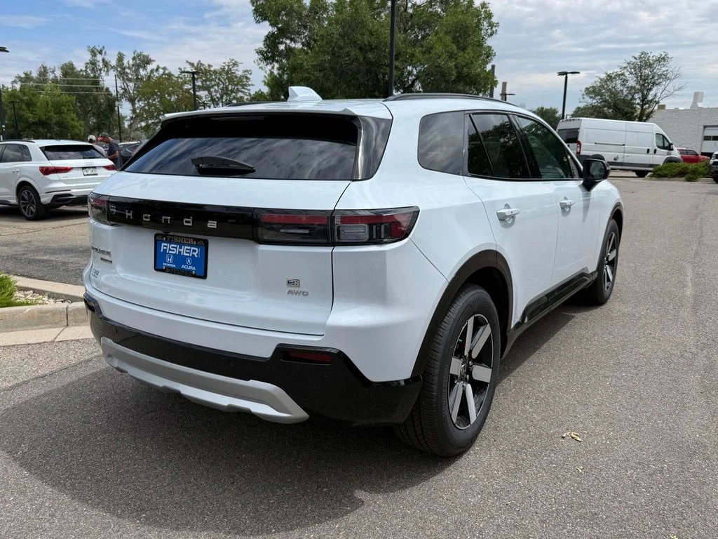 New 2026 Frostline White Pearl Honda Touring image 5