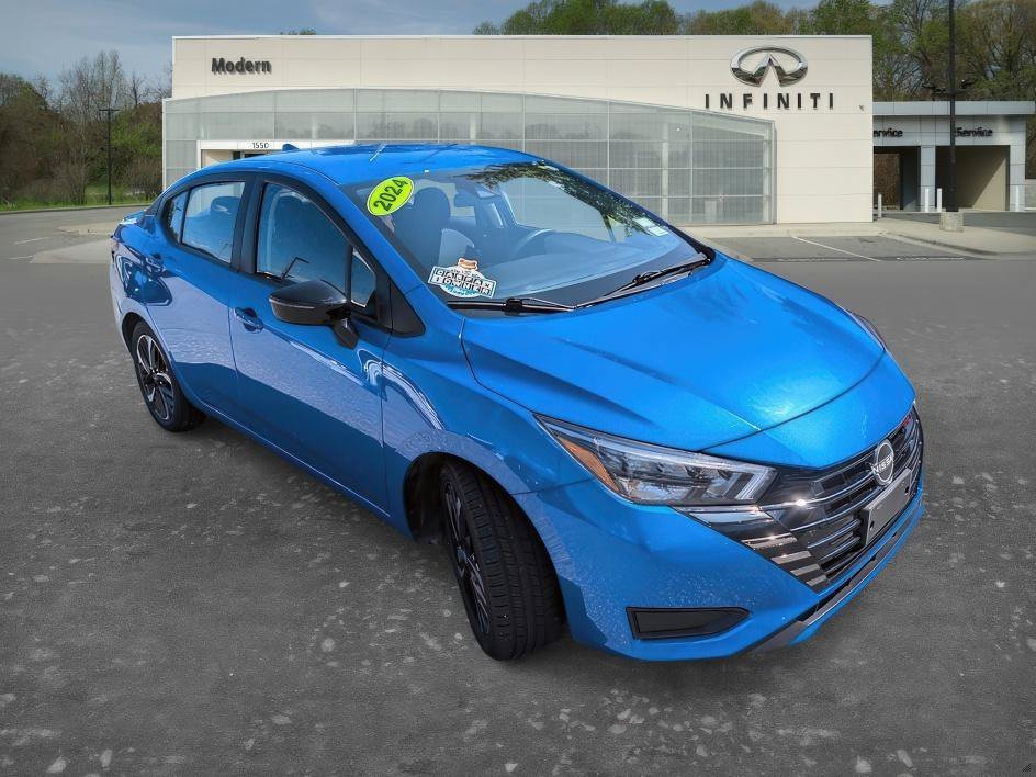 Used 2024 Electric Blue Metallic Nissan SR image 2