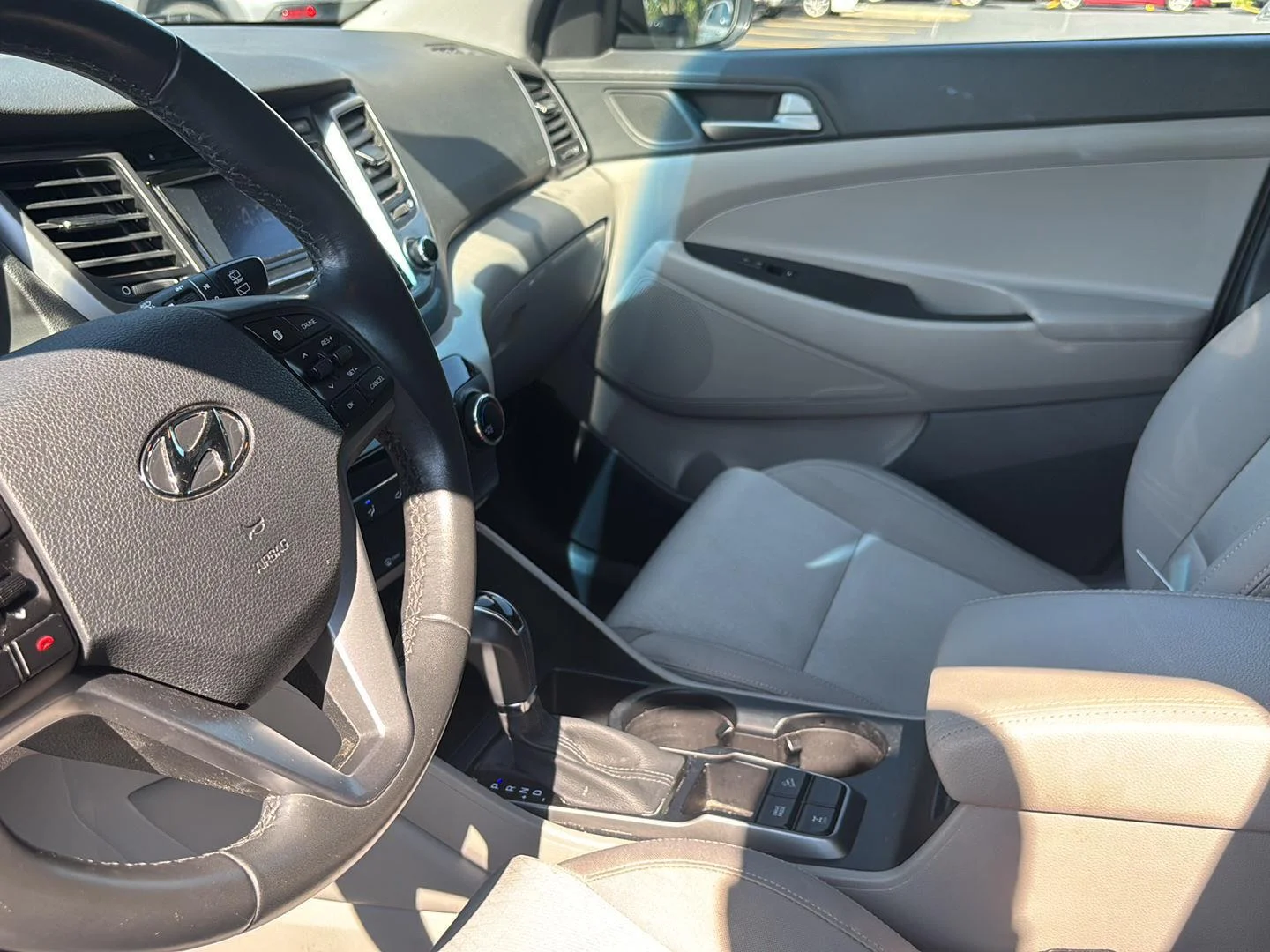 Used 2016 Coliseum Grey Hyundai Sport image 7