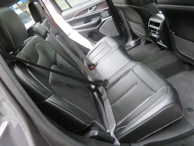 Used 2023 Baltic Gray Metallic Clearcoat Jeep  image 15