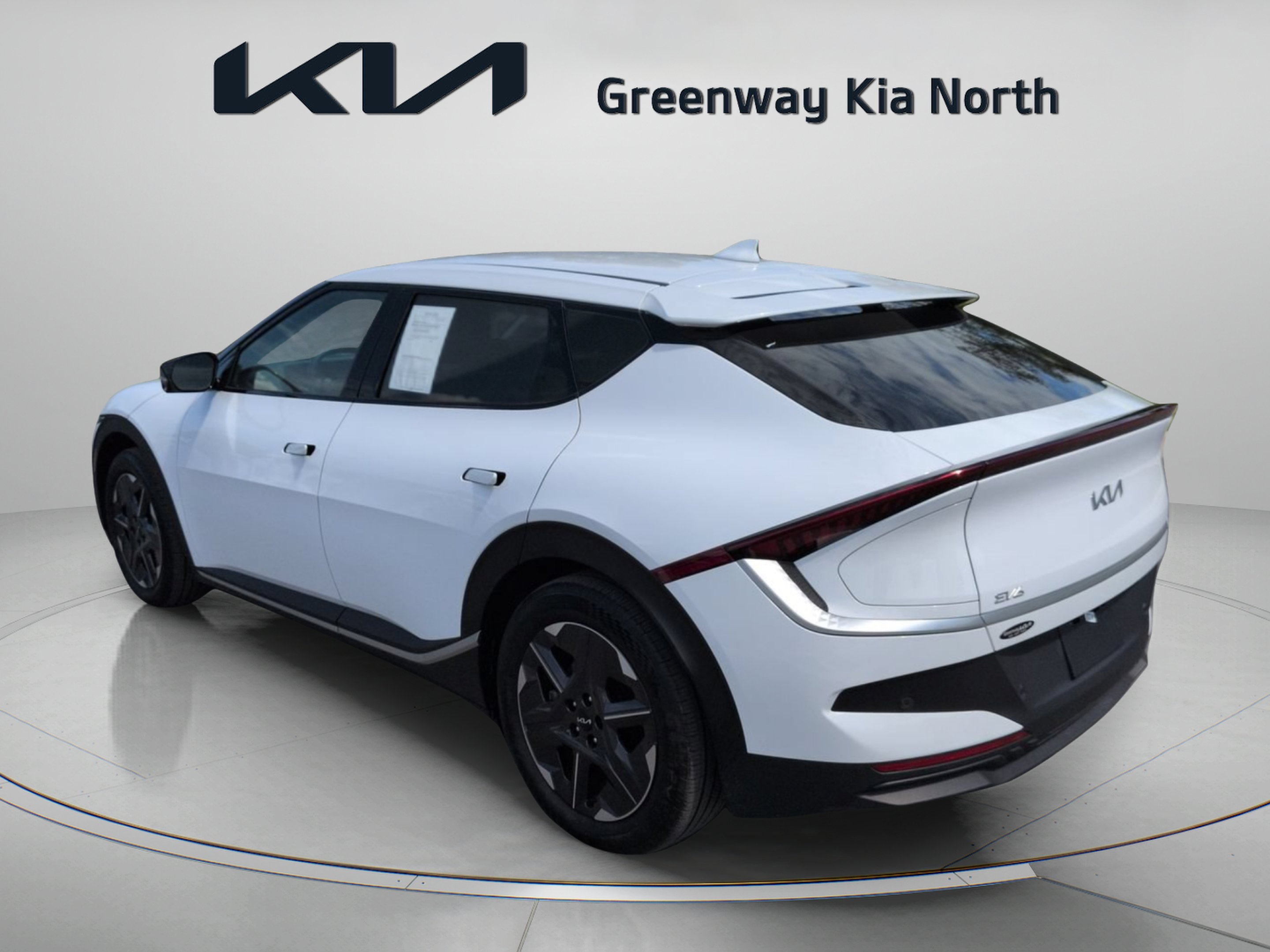 Certified Used 2025 Glacier White Pearl Kia Light image 6