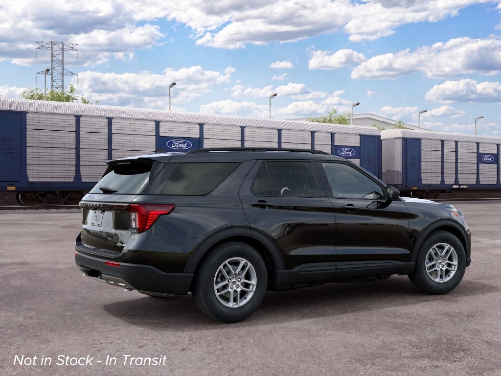 New 2027 Agate Black Metallic Ford Active image 6
