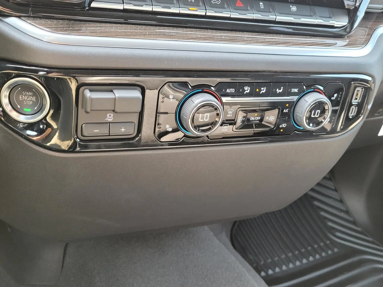 2026 Chevrolet Silverado 1500 LT - Photo 18