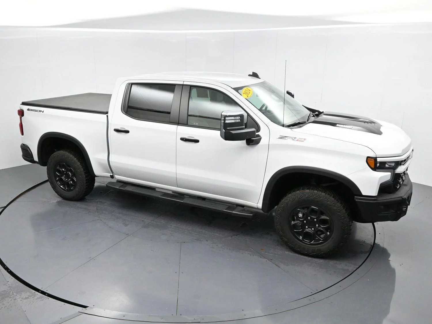 Used 2024 Summit White Chevrolet ZR2 image 40