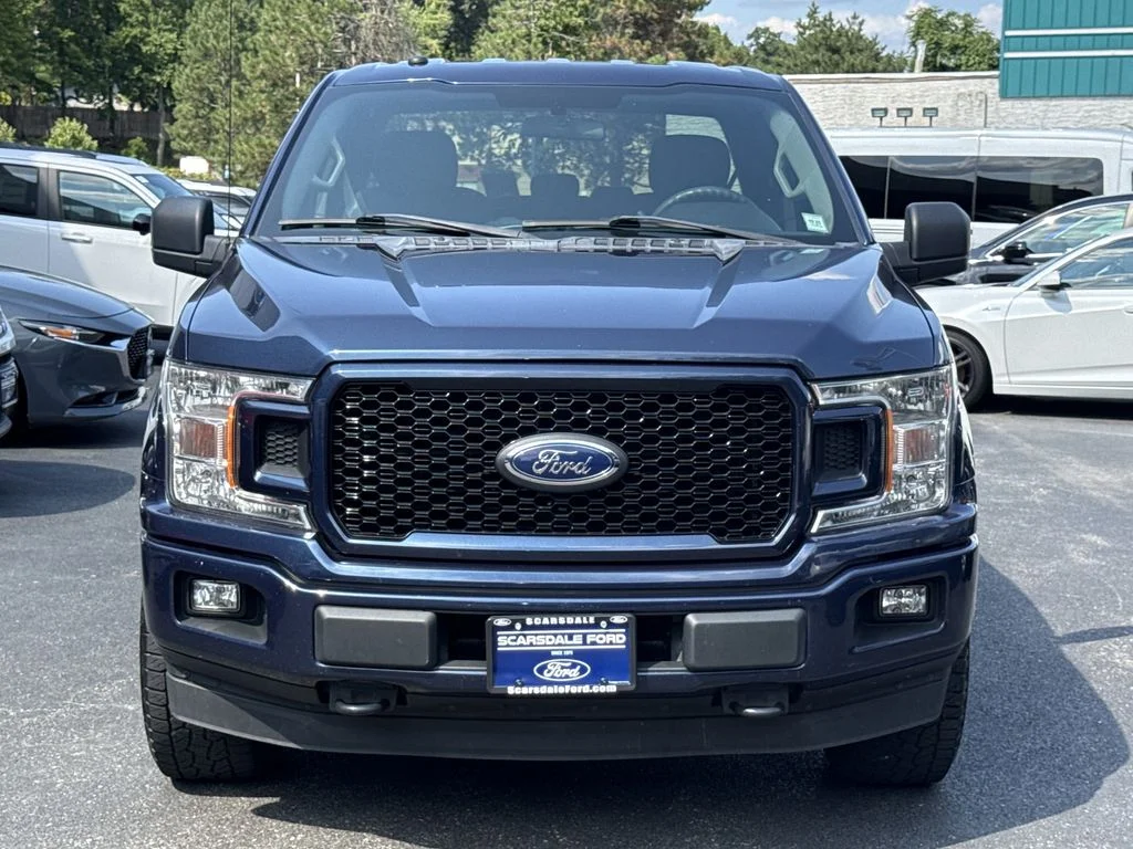 Used 2018 Blue Ford XL image 2