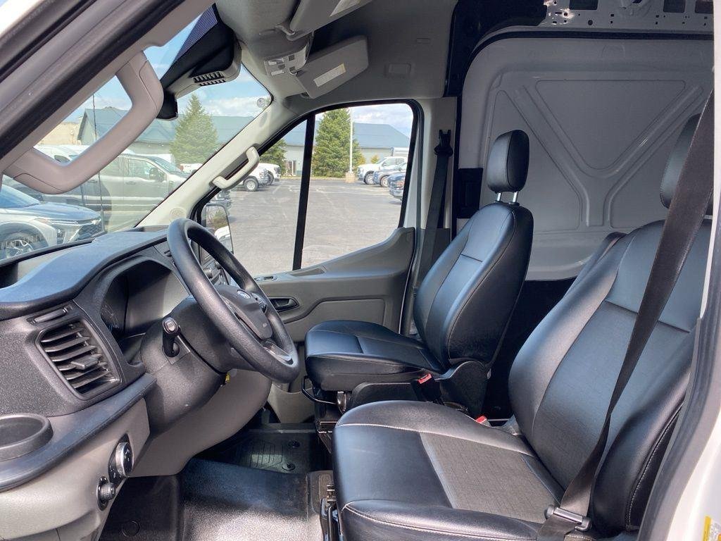 Used 2024 Oxford White Ford Base image 12
