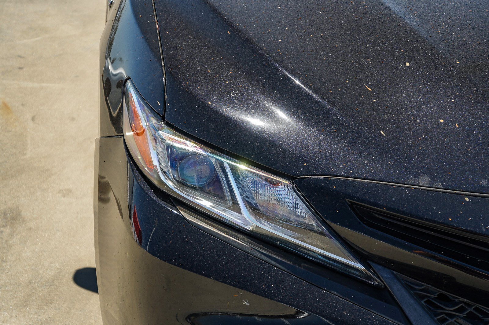 Certified Used 2018 Midnight Black Metallic Toyota Hybrid SE image 8