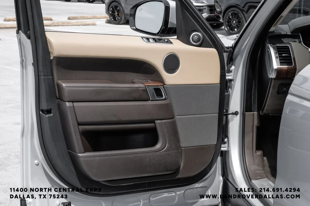 Used 2019 Silver Land Rover HSE image 45