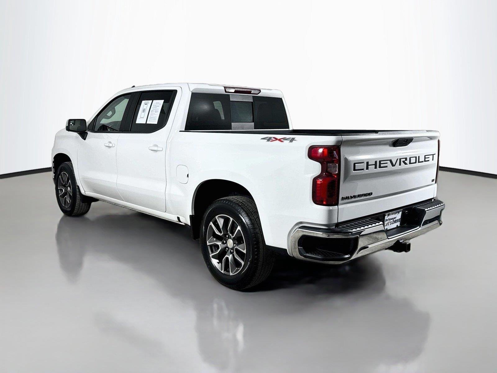 Used 2020 SUMMIT WHITE Chevrolet LT image 10