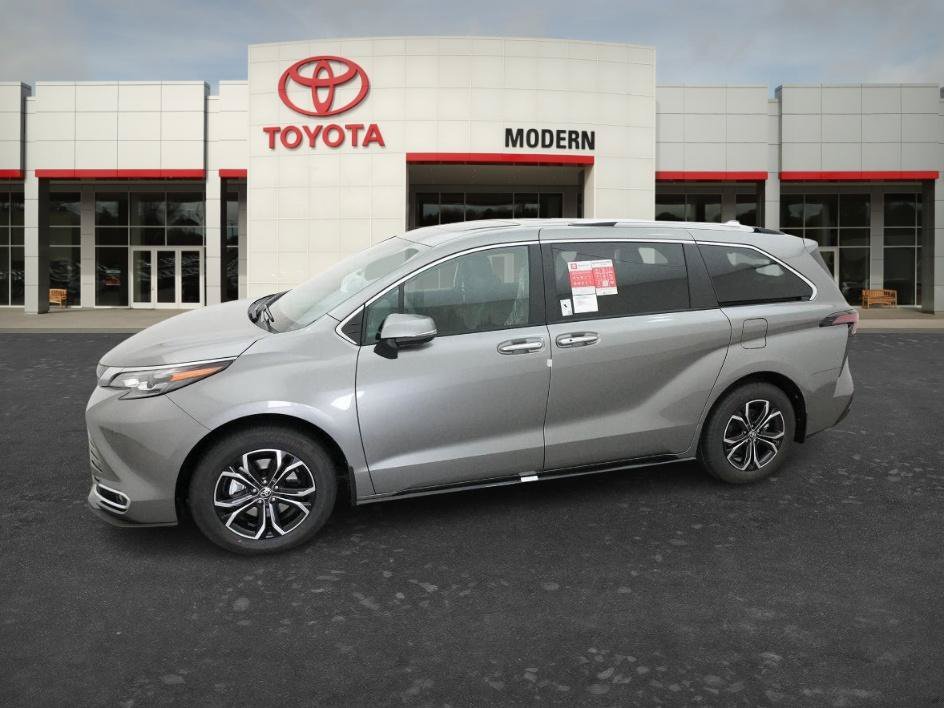 New 2026 Heavy Metallic Toyota Platinum image 5