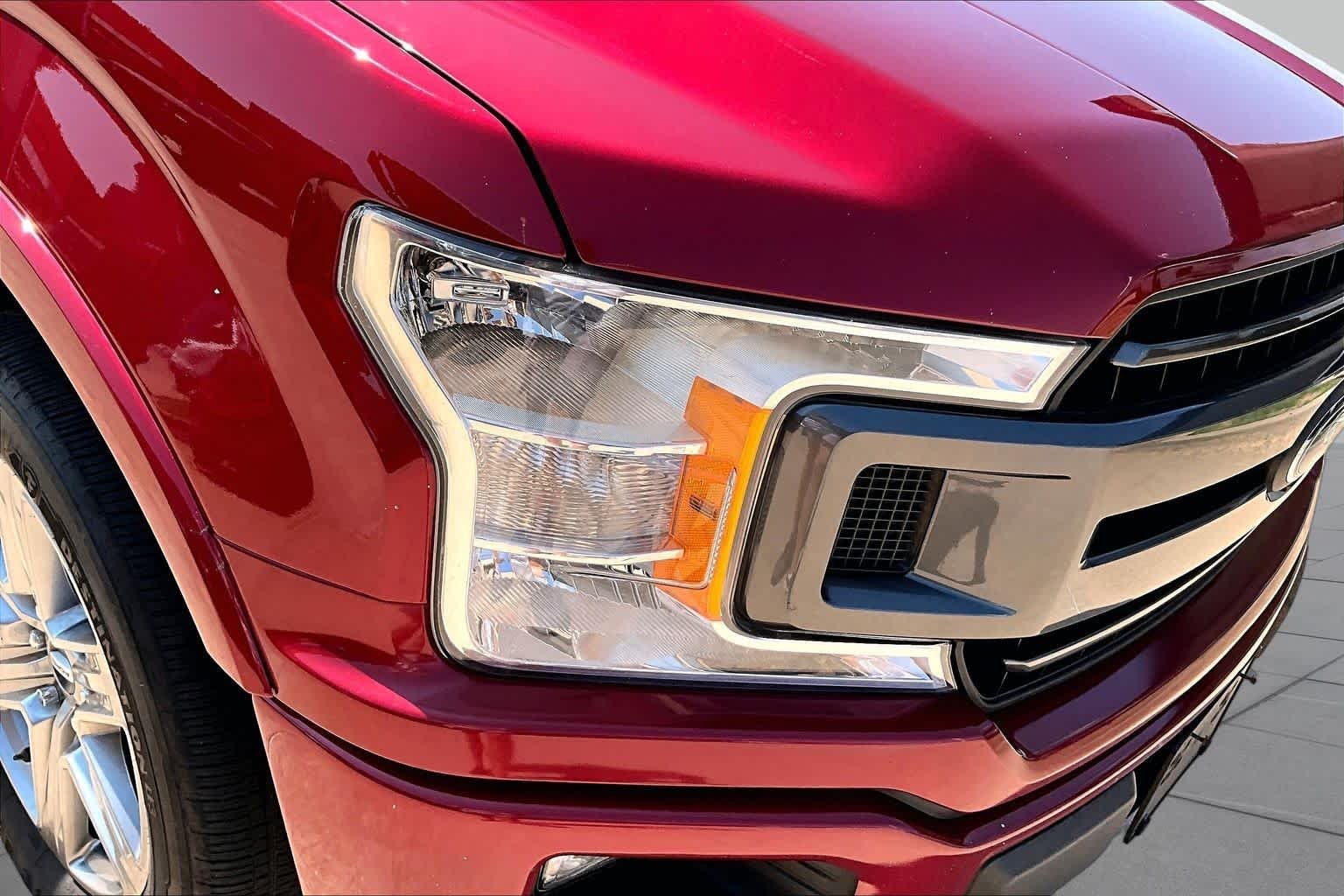 Used 2018 Ruby Red Metallic Tinted Clearcoat Ford XLT image 28