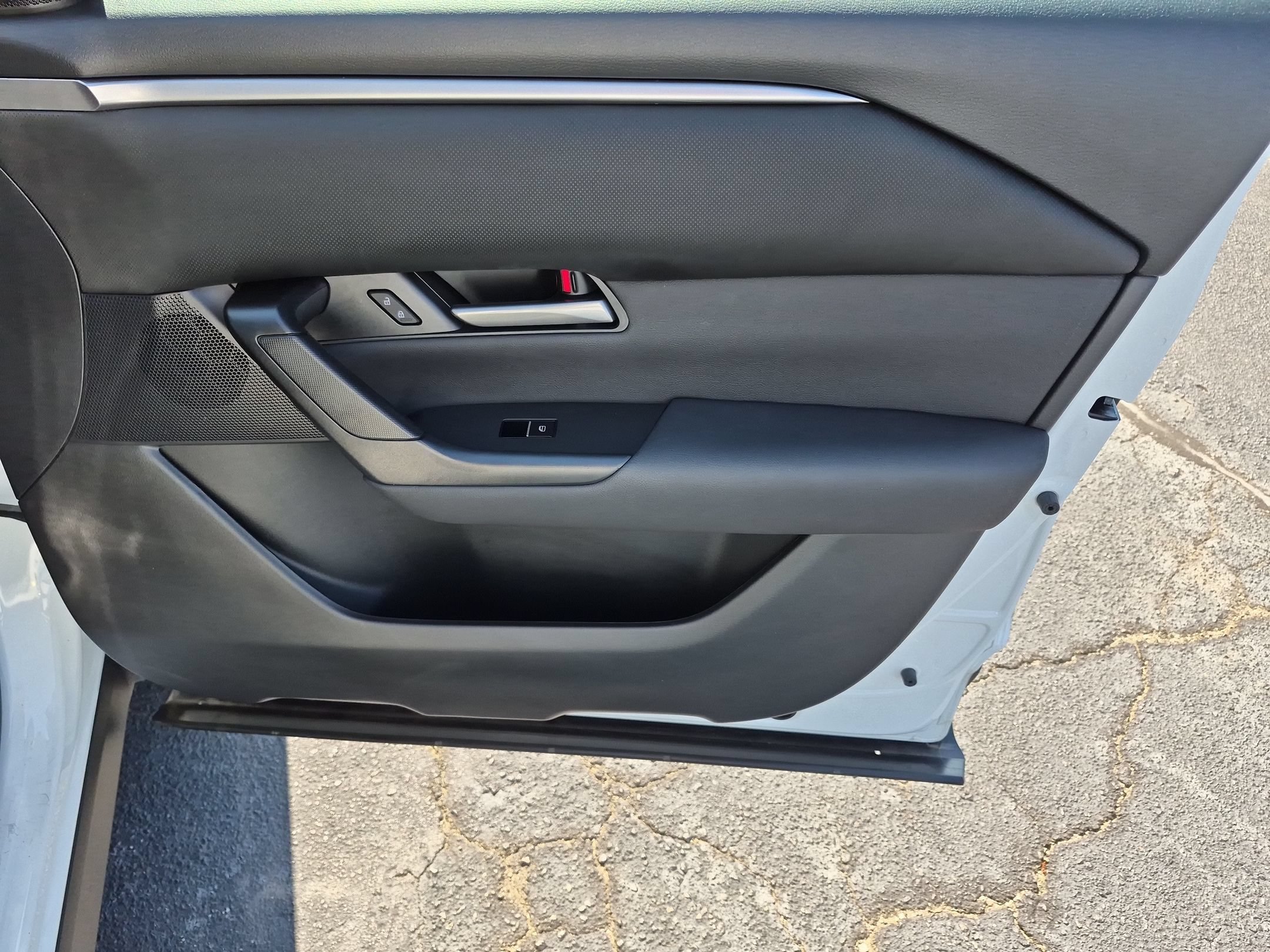 Used 2024 Wind Chill Pearl Mazda 2.5 S Premium Package image 35