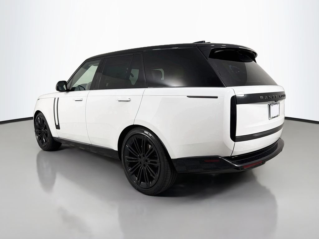 New 2026 Fuji White Land Rover SE image 7